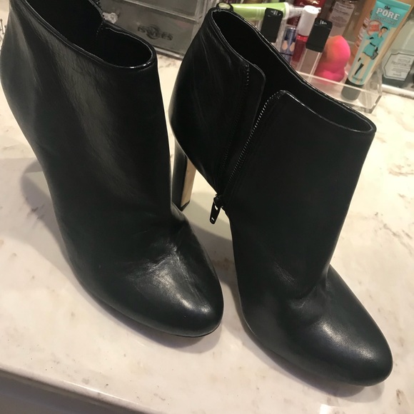 Ankle boots - Picture 2 of 3